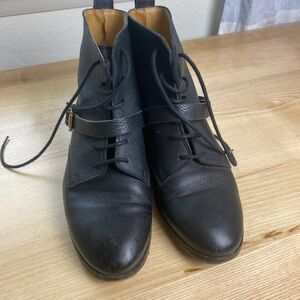 Sezane black leather Moro boots